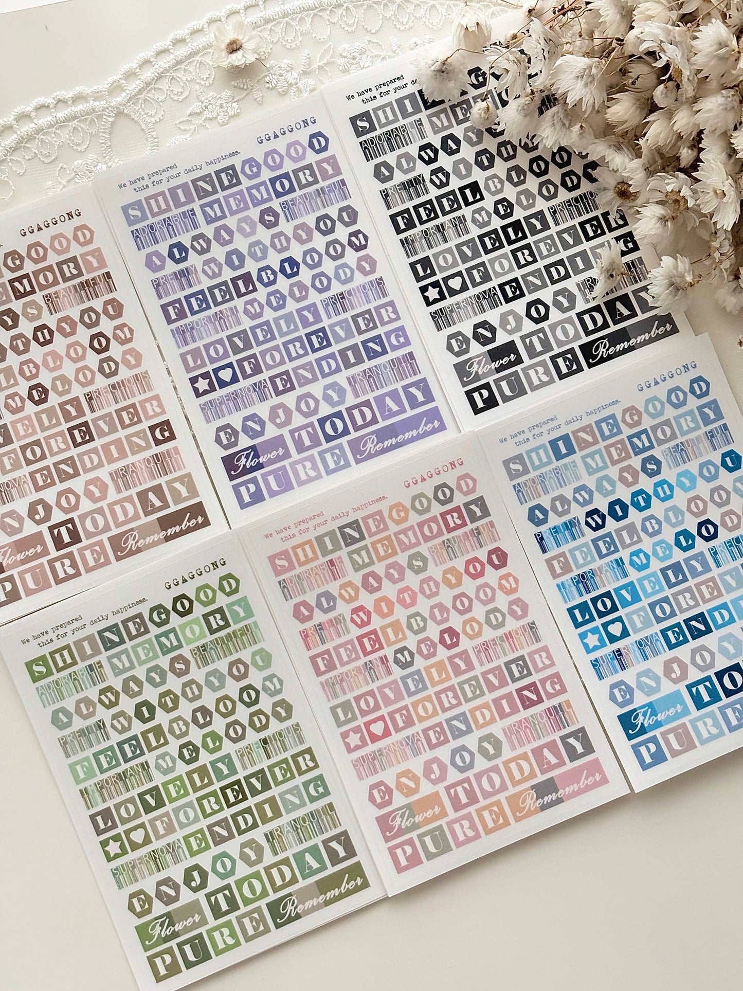 彩色方塊字母 霧面PET貼紙包